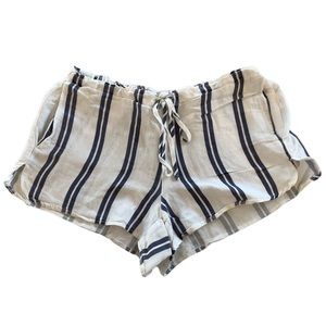 Brandy Melville (John Galt) Striped shorts. Navy white. M